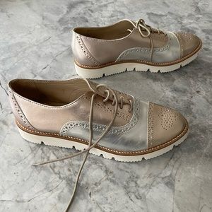 NWOT Wirth Oxford Shoes SIZE 8